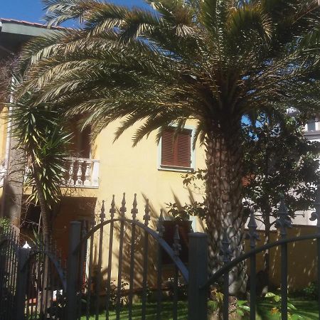 Valentina'S Garden House Hotel Triei Exterior photo