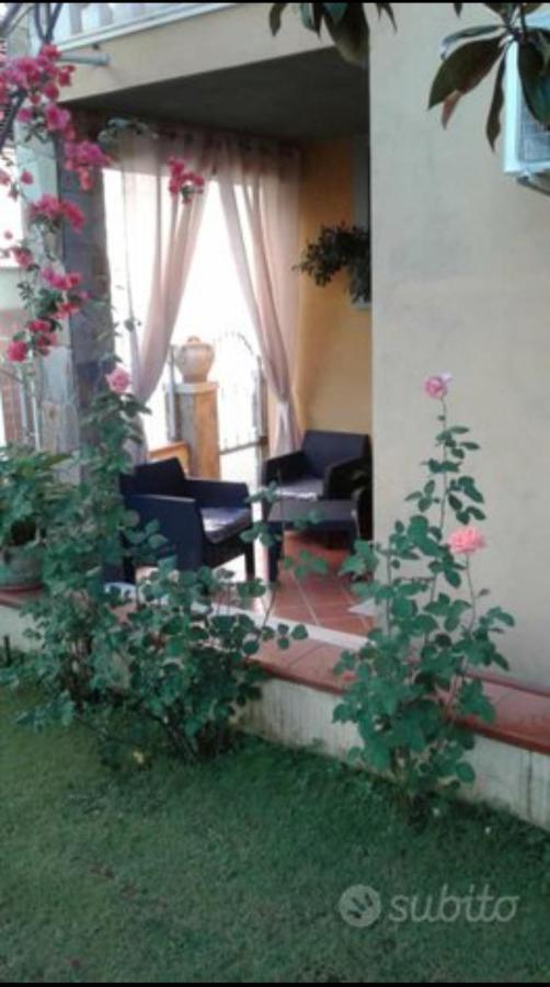 Valentina'S Garden House Hotel Triei Exterior photo